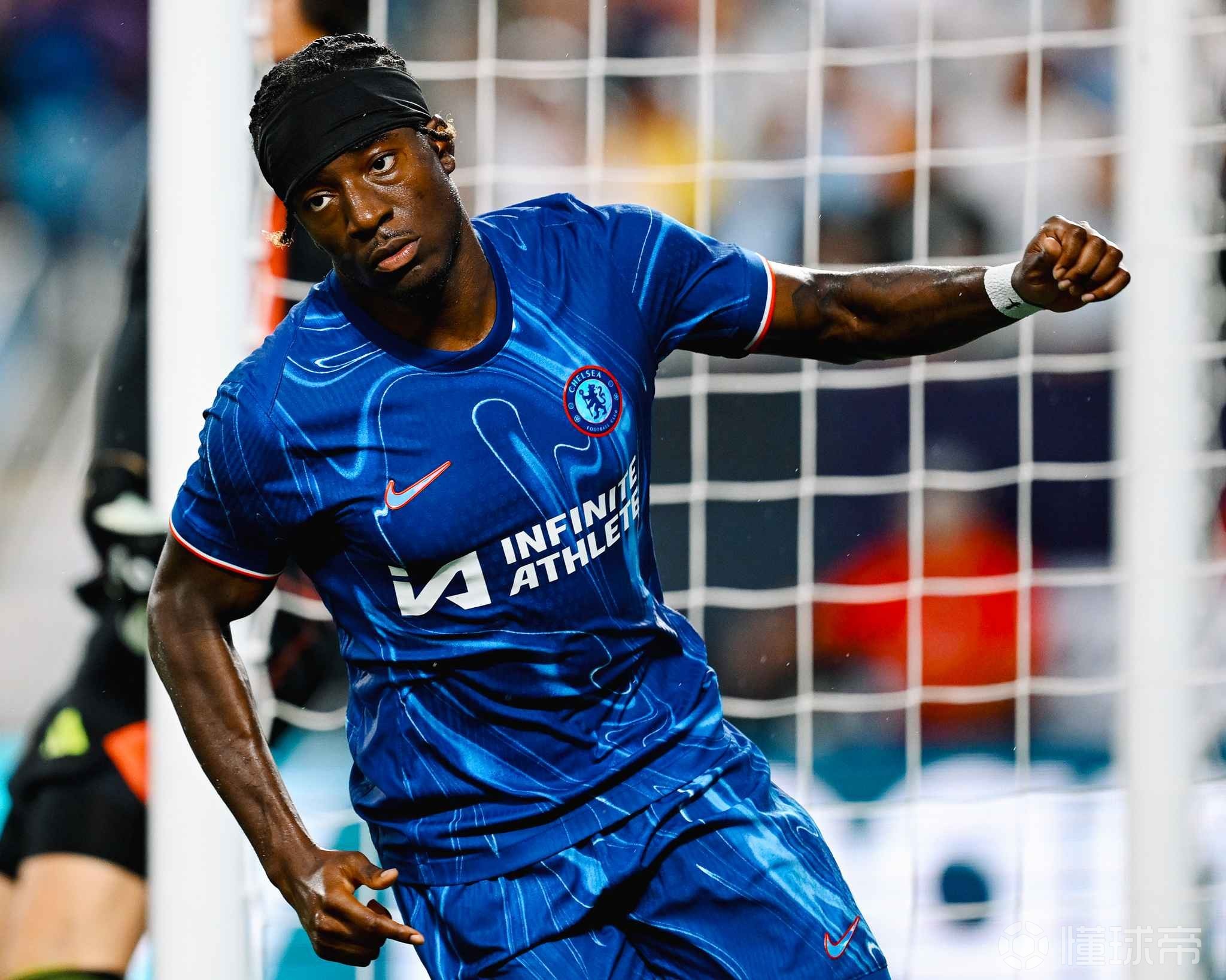 九游体育-包含姆巴佩迎来十二赛季高光表现，切尔西球迷沸腾！的词条