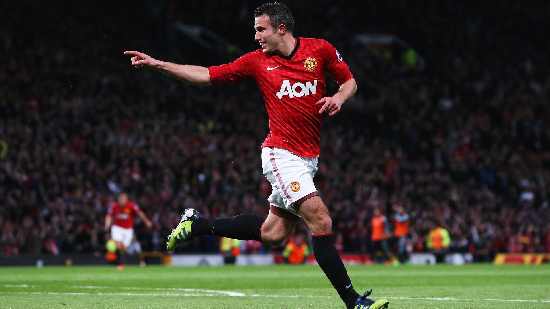 九游娱乐-哈兰德回归赛场，高光表现首场状态亮眼，湖人观众沸腾！